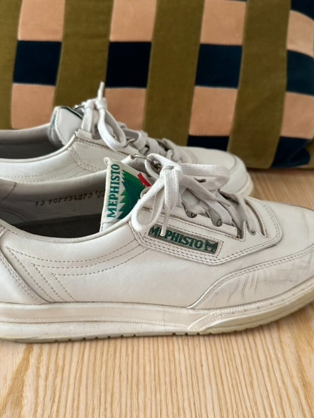 Women's Mephisto Sneakers - Picture 3 of 9